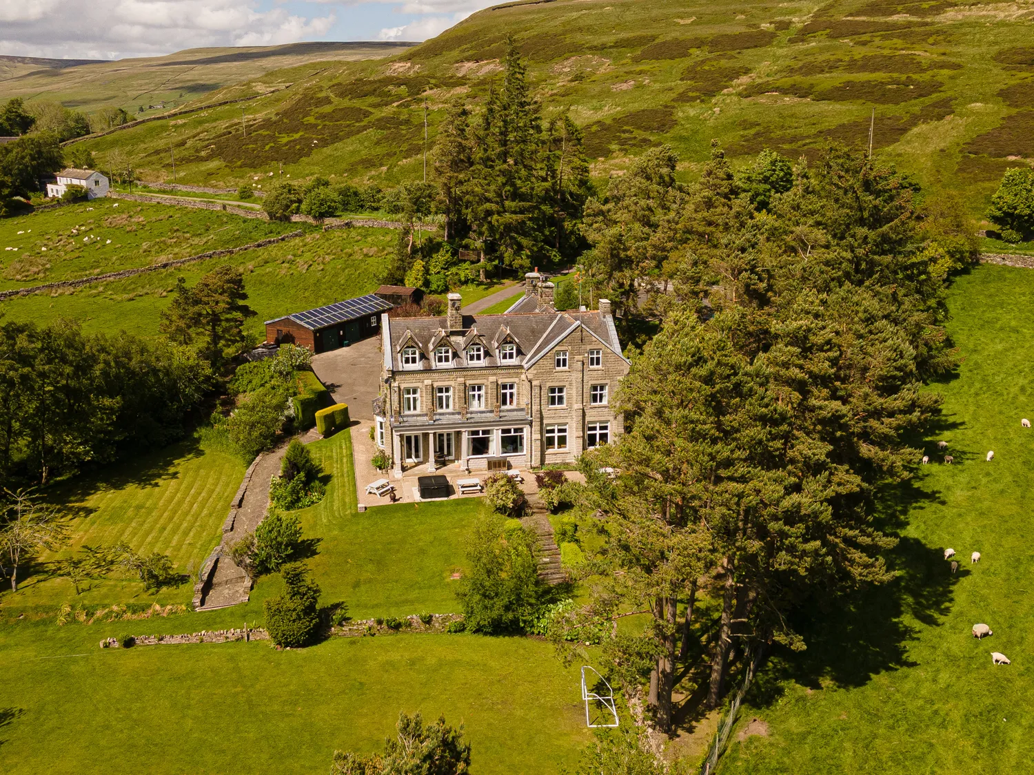 Terrace and grounds at Heather Brae